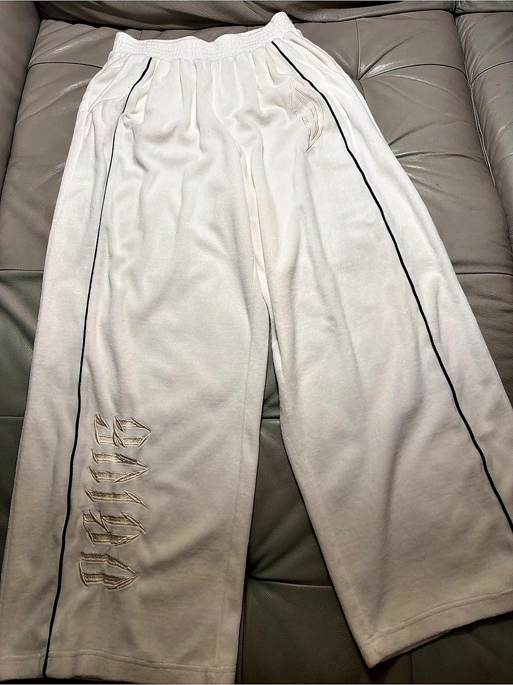 Ready Steady Go White Jogger Pants Size Medium
